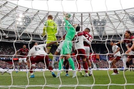 David Raya is fouled in the buildup to a West Ham goal.