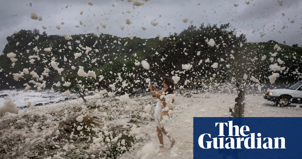 Tropical Cyclone Alfred approaches the Queensland coast – in pictures | Australia news Tropical Cyclone Alfred approaches the Queensland coast – in pictures | Australia news
