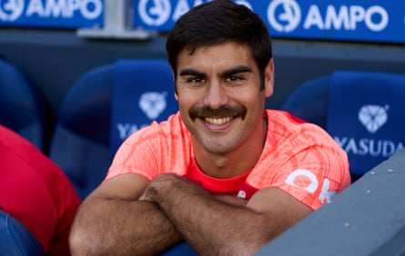 Prats on the bench before Mallorca’s league game against Real Sociedad in October