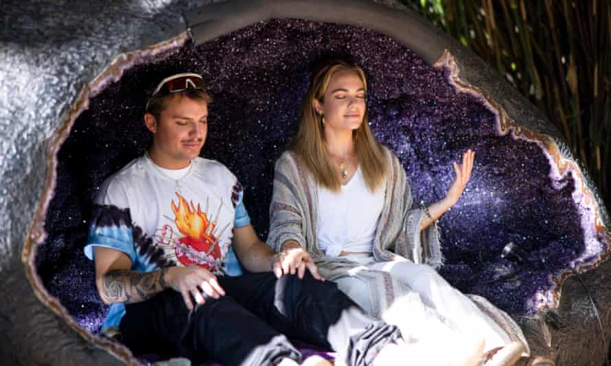 Jade Kevin Foster and Brauer in the second episode of Byron Baes.