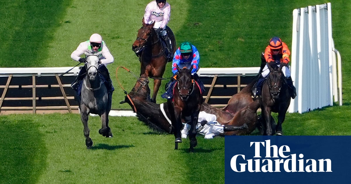 Lossiemouth Wins Aintree Hurdle, Constitution Hill Falls