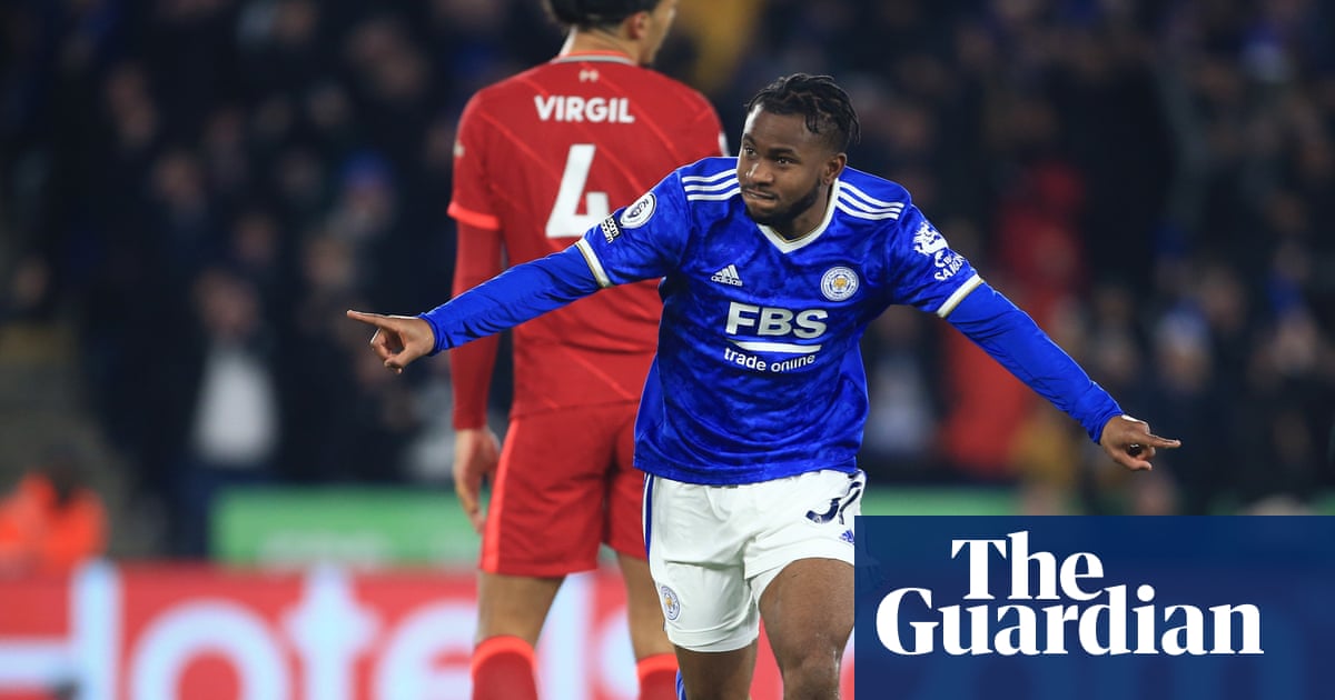 Ademola Lookman steals in to give depleted Leicester win over Liverpool