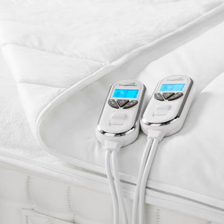 Snuggledown Intelligent Warmth Supreme Comfort Heated Underblanket, King