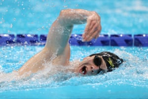 Tokyo 2020 Paralympics day one: swimming, cycling, wheelchair rugby and more – live! 8 Jesse Reynolds of Team New Zealand swims during his Men’s 400m Freestyle - S9.