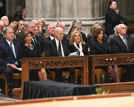 (L-R) Former US president George W Bush, his wife Laura Bush, ex-president Joe Biden, his wife Jill Biden, former US vice-president Kamala Harris and former US vice-president Mike Pence.