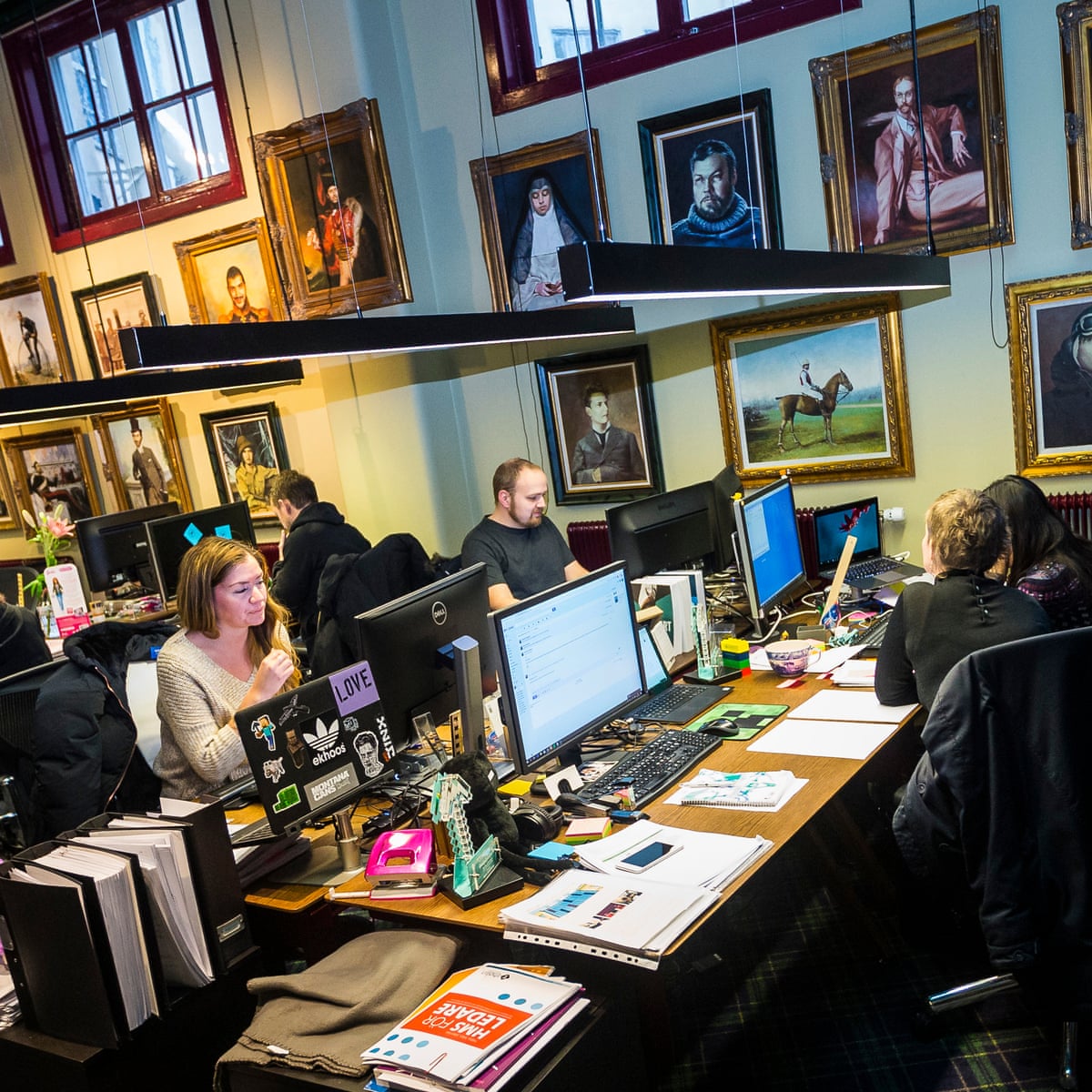 Meet The Blockheads A Rare Glimpse Inside Minecraft S Hq Minecraft The Guardian