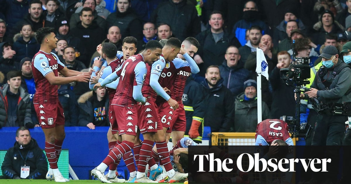 Buendía downs Everton but bottle incident mars Aston Villa victory