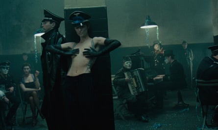 Porn From The Nazi S - The Night Porter: Nazi porn or daring arthouse eroticism? | Movies | The  Guardian