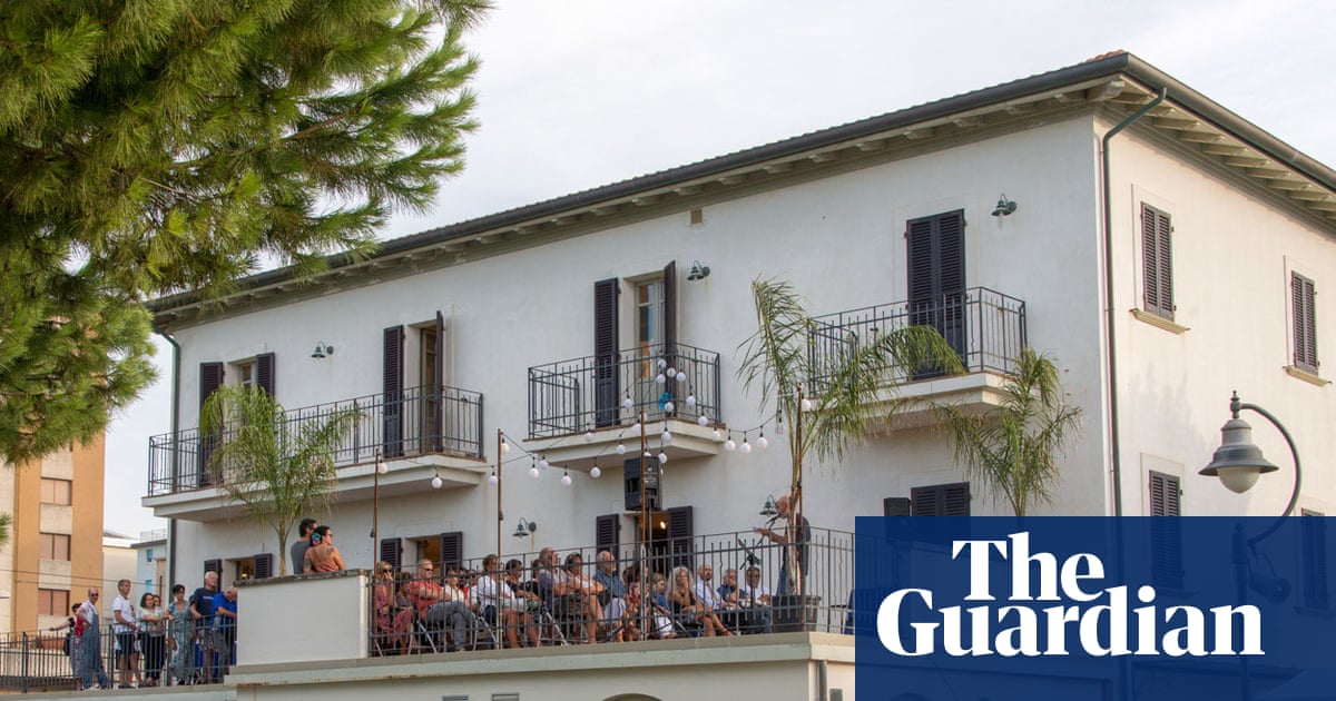 Italian council buys Mussolini’s villa to keep it away from ‘fascist nostalgics’