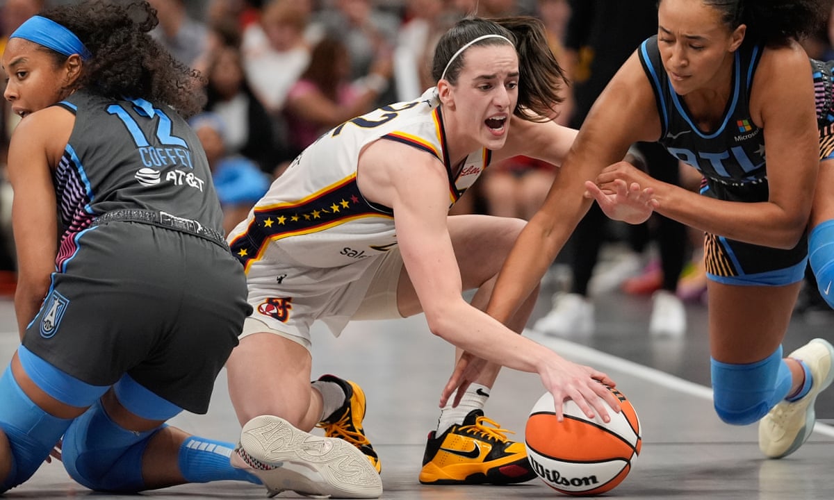 Caitlin Clark sparks resurgent Fever to fourth straight win before record crowd | WNBA | The Guardian