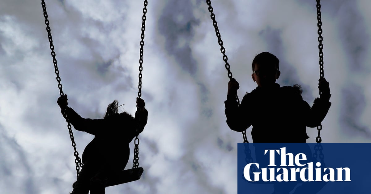 HMRC anti-fraud scheme that wrongly cut child benefits to resume
