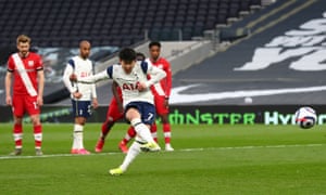 Son Heung-Min scores from the spot.
