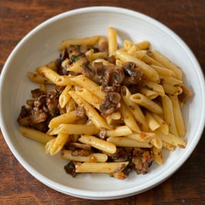 Marcella Hazan’s dried porcini and white mushroom pasta