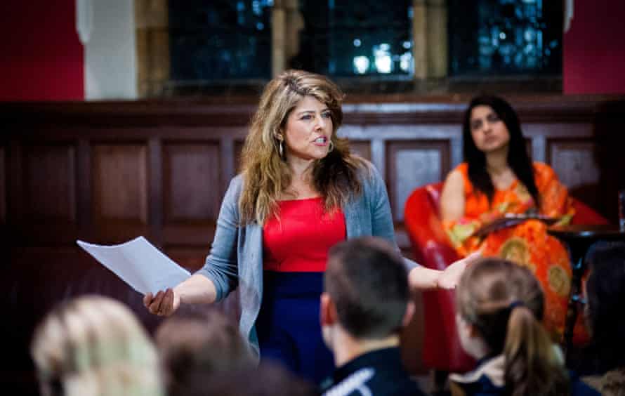 Naomi Wolf addresses the Oxford Union, 2014