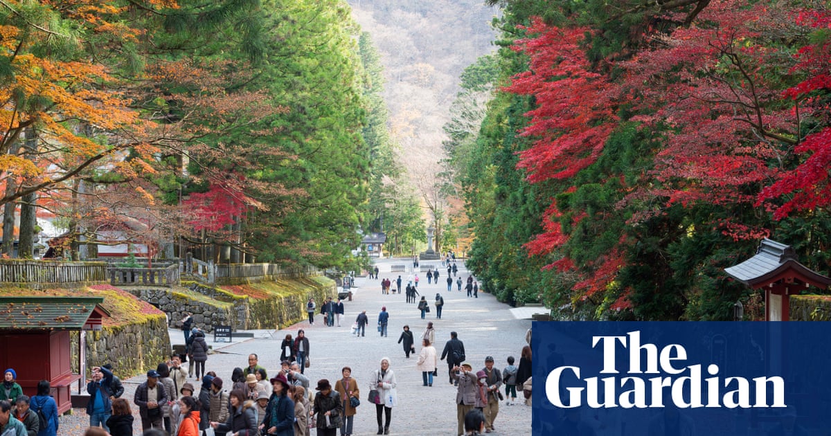 Japan to let in foreign tourists, but only if masked and accompanied by chaperon..