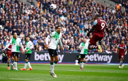 Michail Antonio scores West Ham’s second goal.