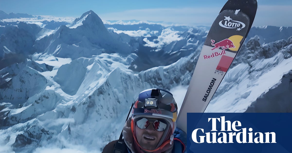 Polish climber makes history skiing down Everest without bottled oxygen