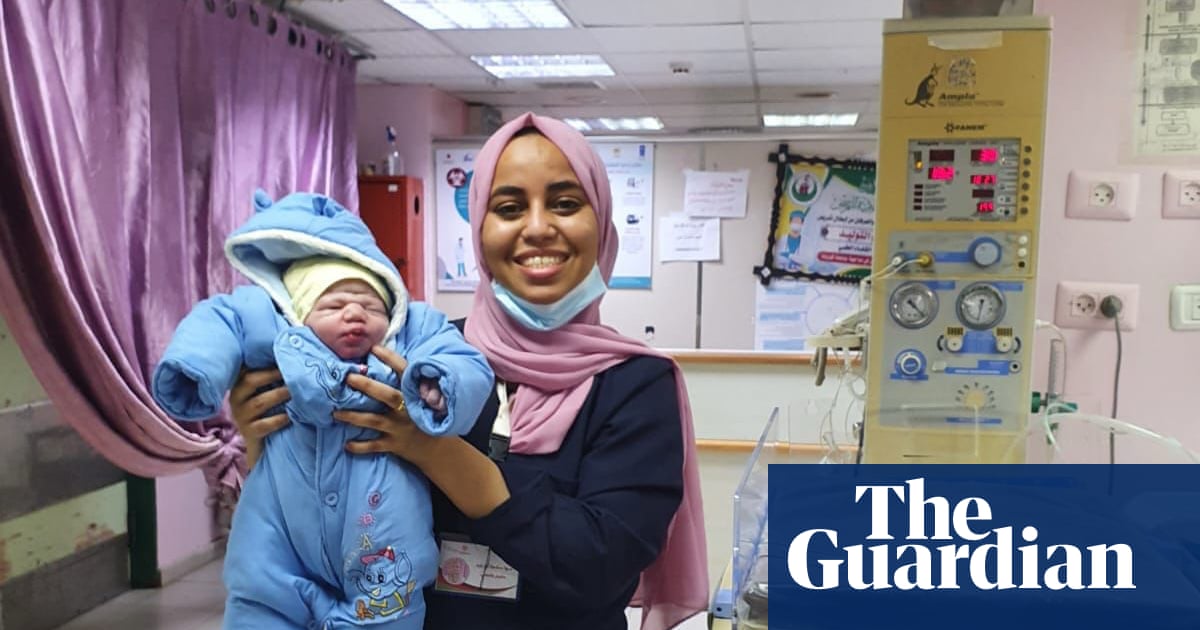 UK vows to help 30 more students leave Gaza to take up university places