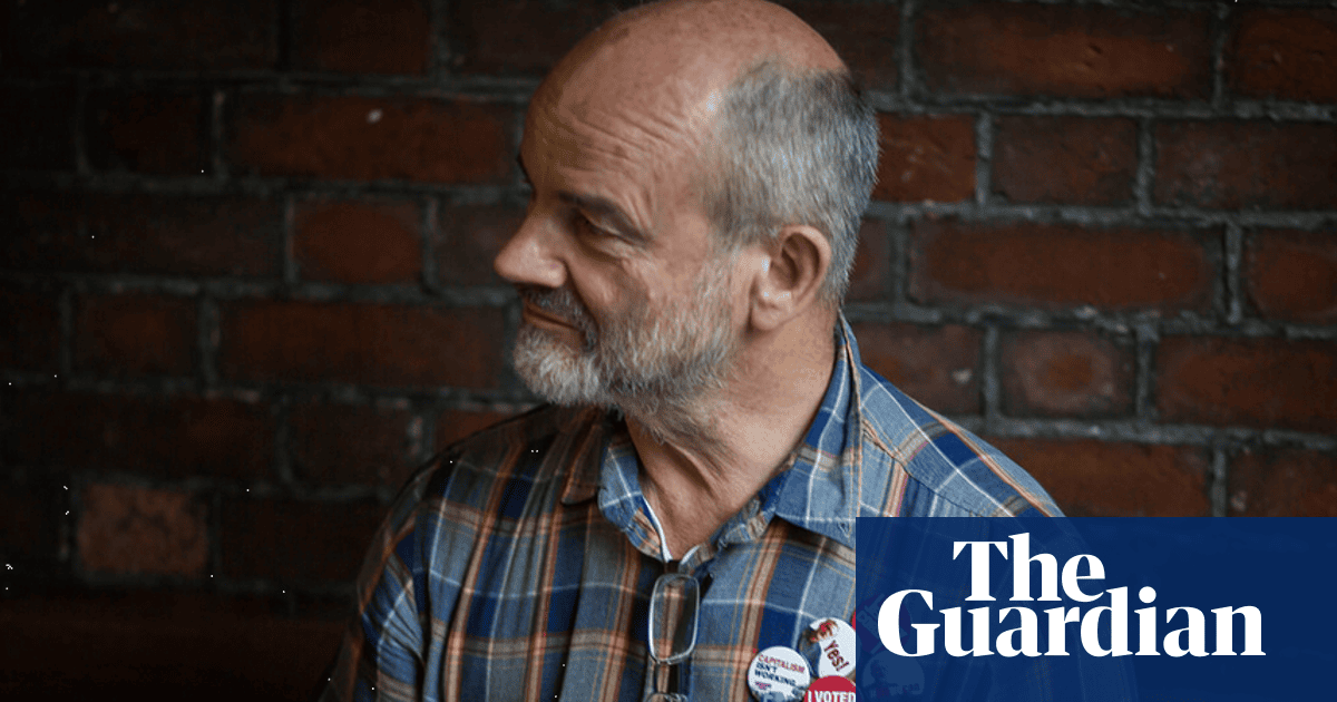 Council worker sacked for comments about Zionism wins back job