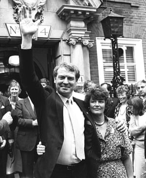 Ashdown, with his wife Jane, on the day he was elected the leader of the new Social and Liberal Democratic party.