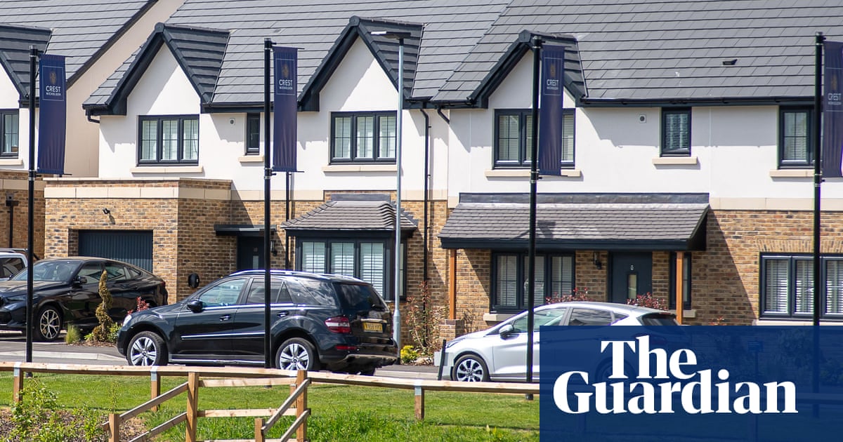 UK house prices fall by more than expected amid economic uncertainty