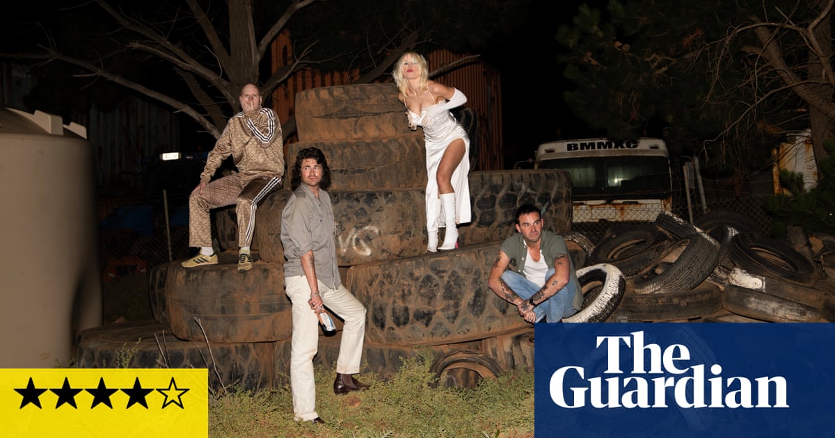 Review of “Cartoon Darkness” by Amyl and the Sniffers: Australian punk band maintains their signature spitfire energy while incorporating a touch of refinement. Review of “Cartoon Darkness” by Amyl and the Sniffers: Australian punk band maintains their signature spitfire energy while incorporating a touch of refinement.