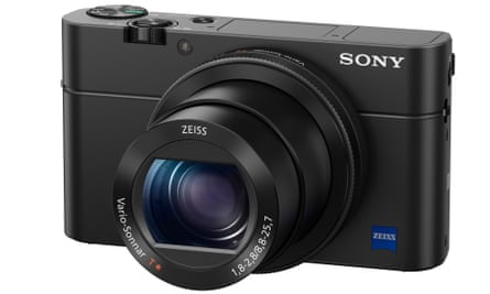 Ricoh GR III and GR IIIx: best compact camera for street photography