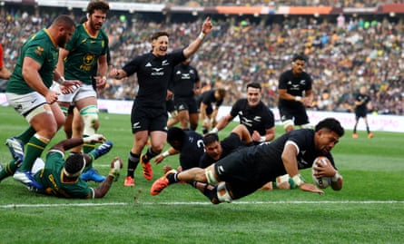 New Zealand’s Ardie Savea scores their first try