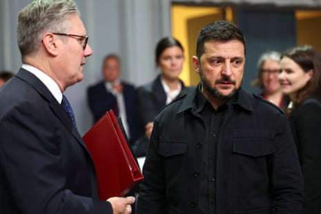 Keir Starmer and Ukraine's president, Volodymyr Zelenskyy, astatine theEuropean Political Community acme successful Copenhagen today.