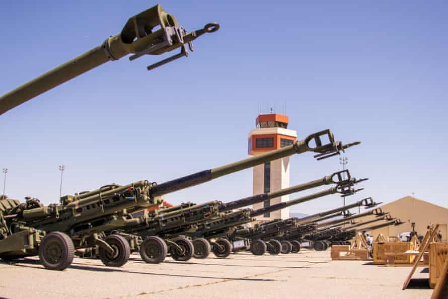 American M777 howitzers are on their way to Europe for delivery to Ukrainian forces
