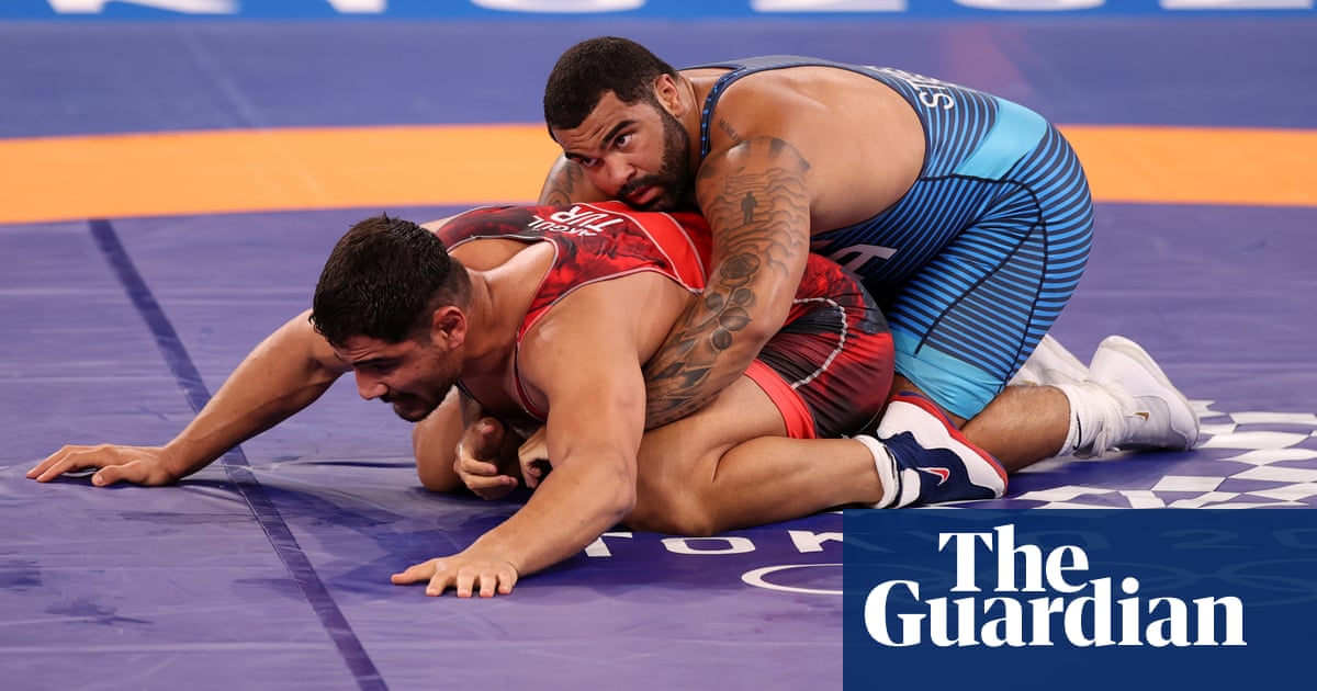 Wrestling: USA’s Steveson upsets Rio champion Akgul as Dake crashes out