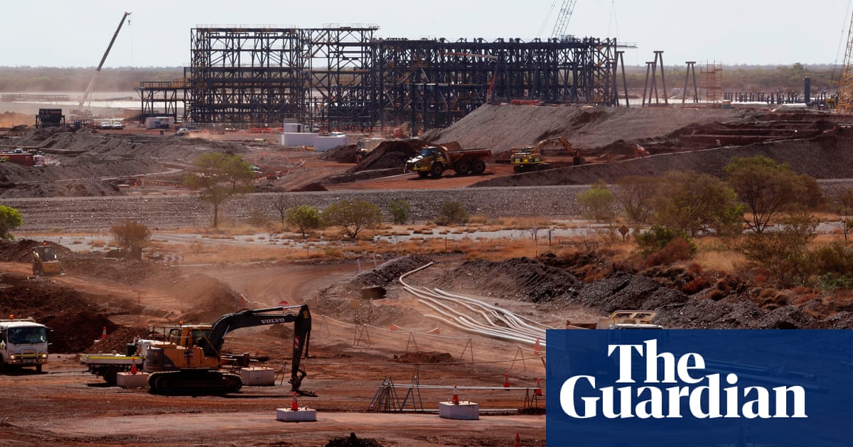 Australia's Billionaires Earn $67,000 Hourly, Oxfam Reports