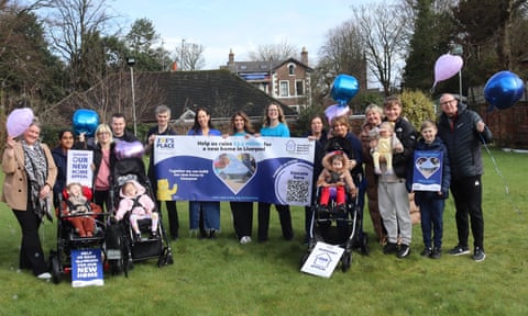 Zoe's Place fundraising campaigners with balloons, and children in pushchairs