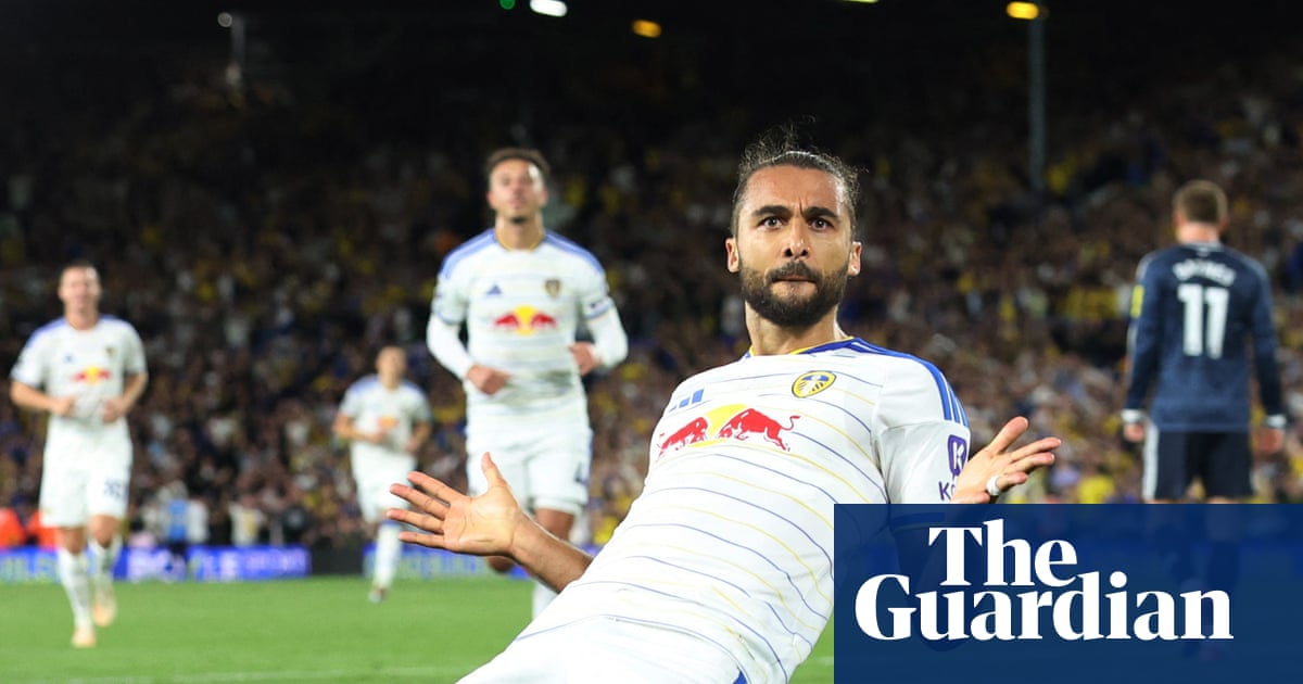 Calvert-Lewin shows the way as Leeds thrash limp Newcastle and rise to third