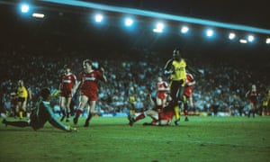 Michael Thomas scores at Anfield
