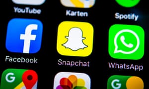 Facebook Snapchat Whatsapp
