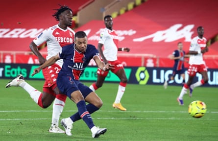 PSG’s Kylian Mbappé scores the first goal of the game.