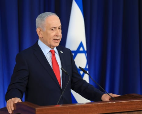 Benjamin Netanyahu addresses media