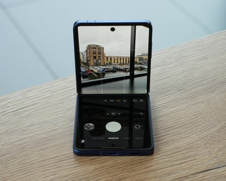 The Samsung camera app being used in Flex mode on a Galaxy Z Fold 7.