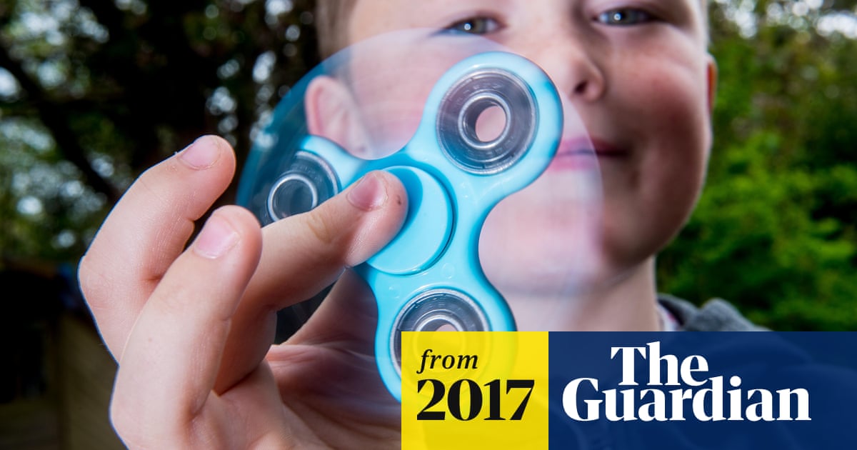 Political spin: Russia claims 'addictive' fidget spinners tools of opposition | Russia | The Guardian