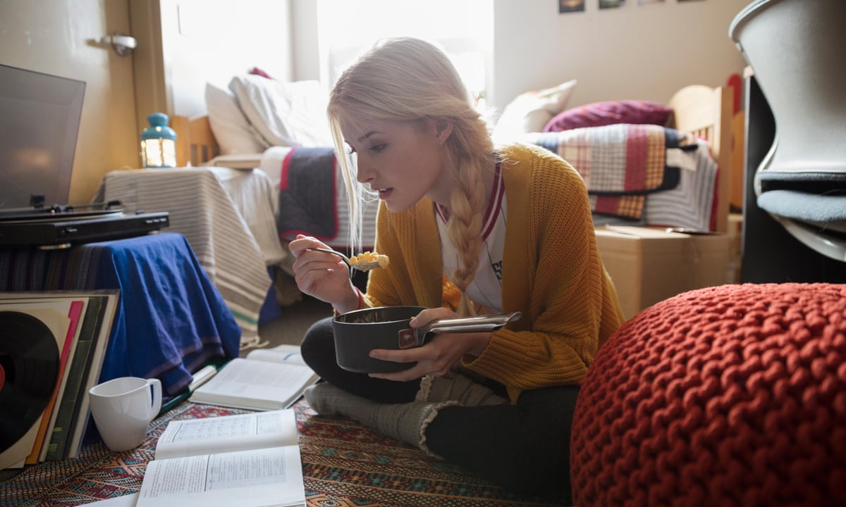 Student Saving Tips How To Stretch Your Loan Until The End Of