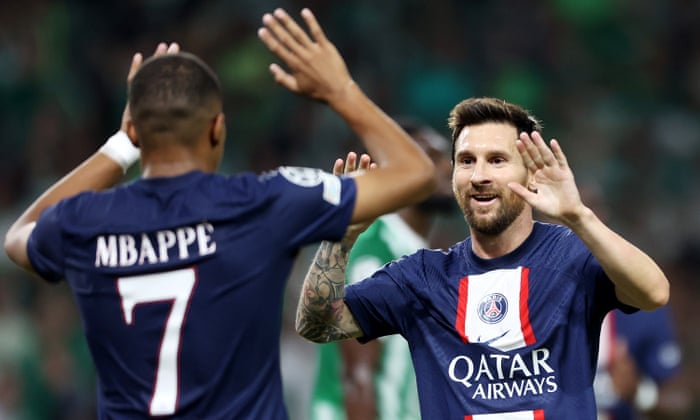 Lionel Messi (right) celebrates with teammate Kylian Mbappe after scoring the equalizer for Paris Saint-Germain.