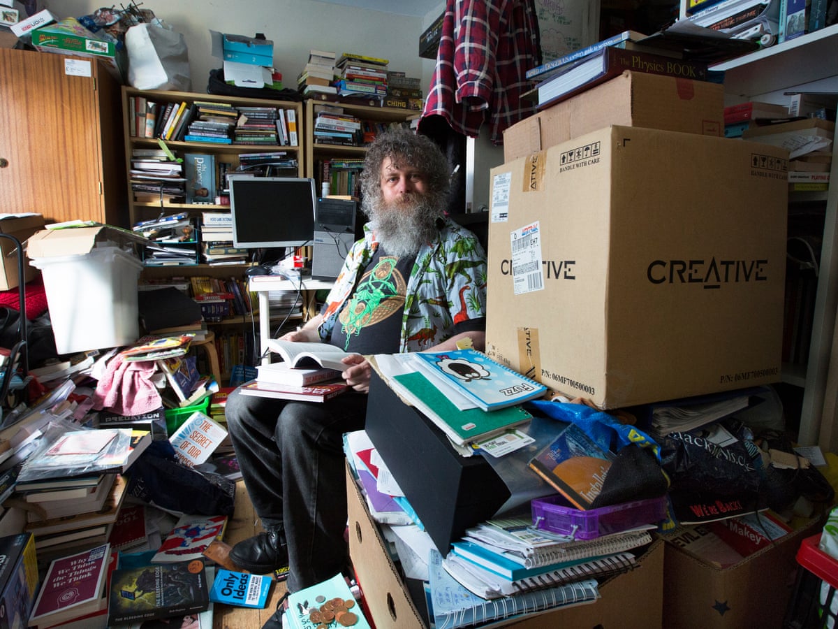 How To Help Seniors Who Are Hoarders – Dailycaring