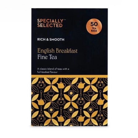 The front of a box of a brand of teabag called Aldi Specially Selected rich & smooth English breakfast fine tea