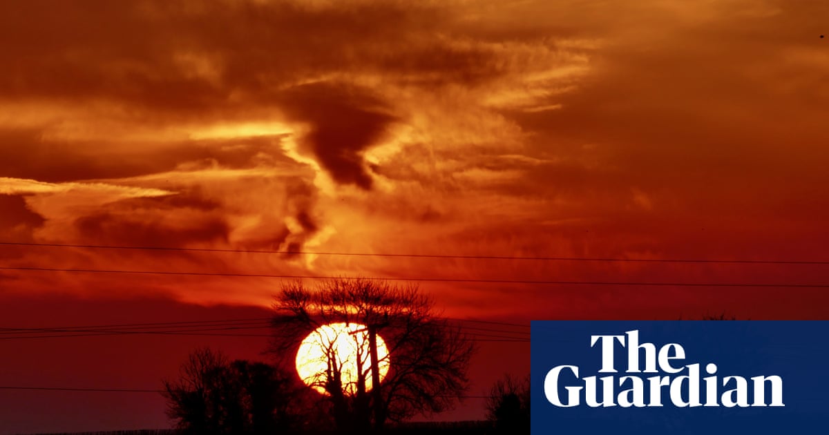 UK records warmest day of year twice at weekend