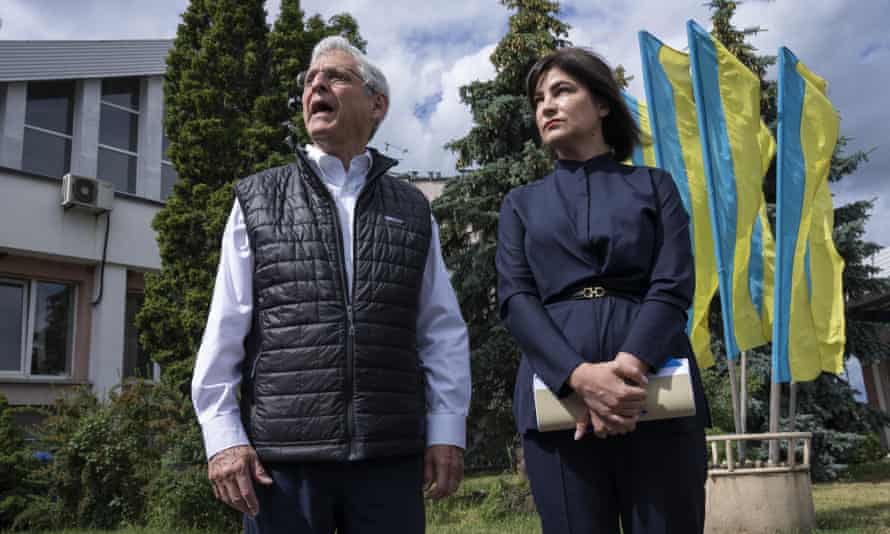 Le procureur général des États-Unis, Merrick Garland, et le procureur général d'Ukraine, Iryna Venediktova.