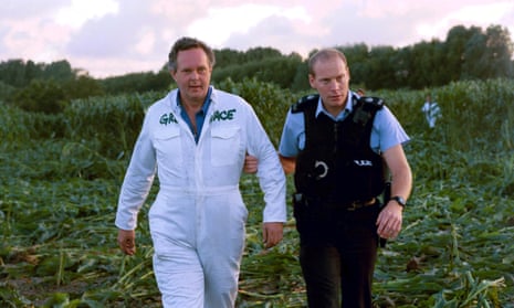 In 2001, Lord Melchett, was cleared of causing criminal damage, despite admitting to destroying genetically modified maize