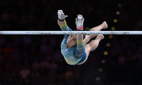 Gymnastics Uneven Bars: Scoring and Moves Explained - The New York