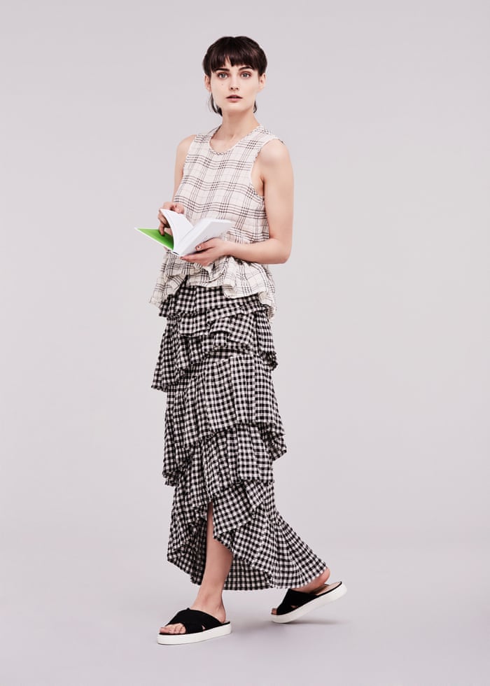 Feelgood fashion: clothes to feel great in this season – in pictures