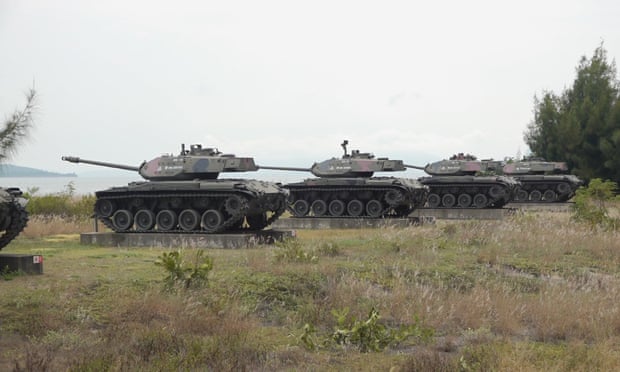 Antiguos tanques en exhibición en Kinmen